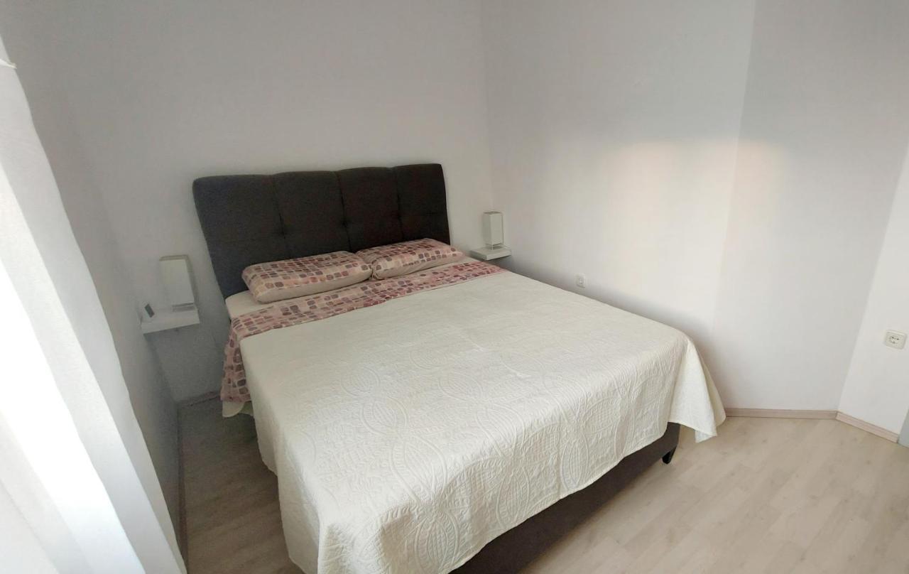 Apartman Near Fazana-500 From The Sea Kültér fotó
